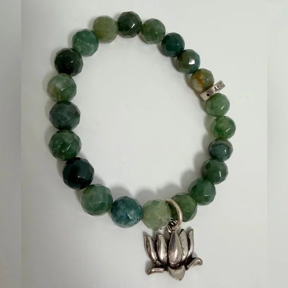 Moss Agate & Pewter Lotus Charm Stretch Bracelet NIP - Hazel and Harmony - Picture 2 of 13